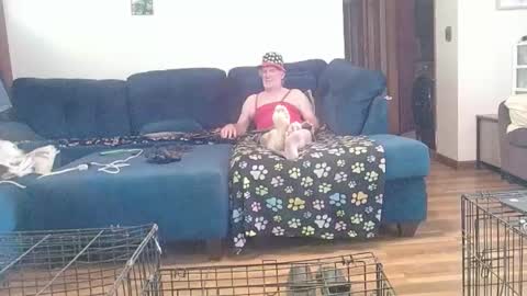 Snapshot of pussy_licker0127 chatting on 10-03-25, 03:09 Mark online show from 10-03-25, 03:09