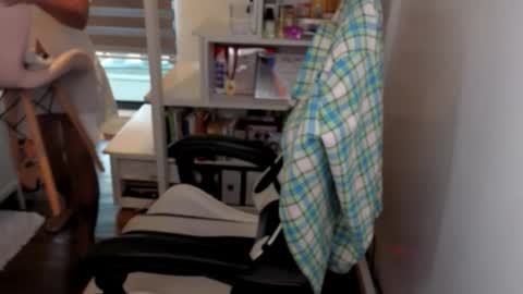 Snapshot of pussycash chatting on 09-15-25, 06:35 POCCA online show from 09-15-25, 06:35