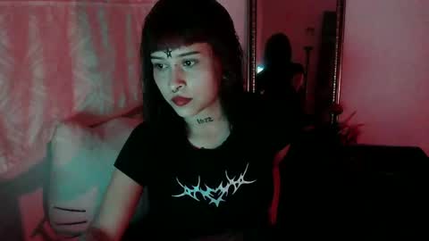 Snapshot of pussycatt666 chatting on 10-05-25, 12:31 Katiux online show from 10-05-25, 12:31