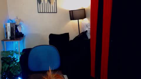 Snapshot of pussydoll07 chatting on 02-20-25, 10:05 pussydoll07 online show from 02-20-25, 10:05