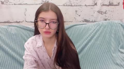 Snapshot of pussykatt_girl chatting on 02-01-25, 01:44 pussykatt_girl online show from 02-01-25, 01:44