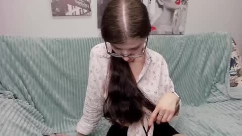 Snapshot of pussykatt_girl chatting on 02-07-25, 04:37 pussykatt_girl online show from 02-07-25, 04:37