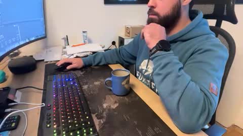 Snapshot of pussylickersucks77 chatting on 12-16-25, 02:22 pussylickersucks77 online show from 12-16-25, 02:22