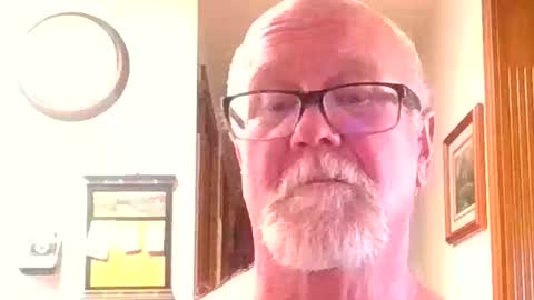 Snapshot of pussylover1365 chatting on 09-15-25, 09:04 pussylover1365 online show from 09-15-25, 09:04