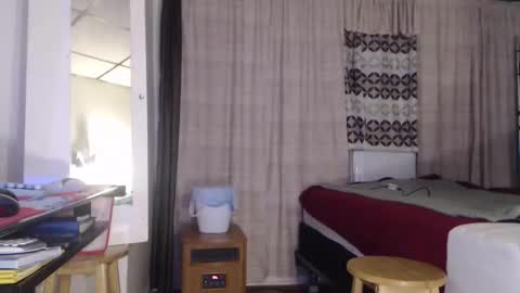 putiputi4u online show from 12-22-25, 11:57