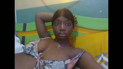Snapshot of pweedy_ora chatting on 11-14-25, 09:41 ora online show from 11-14-25, 09:41