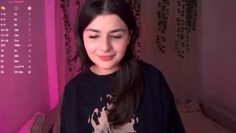 Snapshot of pyro_flerrrr chatting on 11-04-25, 03:22 pyro_flerrrr online show from 11-04-25, 03:22