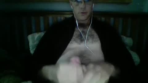Snapshot of q2phq2ph chatting on 10-12-25, 08:30 q2phq2ph online show from 10-12-25, 08:30