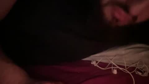 Snapshot of qlf0506 chatting on 11-18-25, 03:12 qlf0506 online show from 11-18-25, 03:12