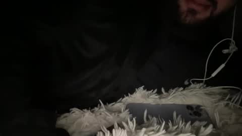 Snapshot of qlf0506 chatting on 11-23-25, 03:06 qlf0506 online show from 11-23-25, 03:06