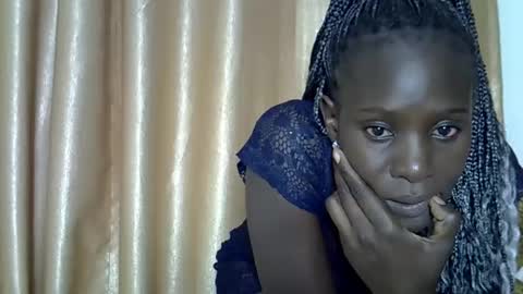 Snapshot of queeen_sly chatting on 01-06-26, 07:50 queeen online show from 01-06-26, 07:50