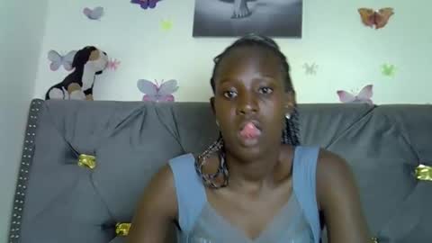 Snapshot of queeen_sly chatting on 01-07-26, 02:30 queeen online show from 01-07-26, 02:30