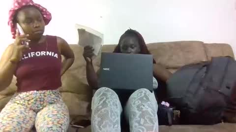 queen014 online show from 01-11-26, 09:14