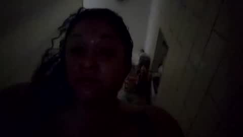 queen1309499253 online show from 11-26-25, 04:19