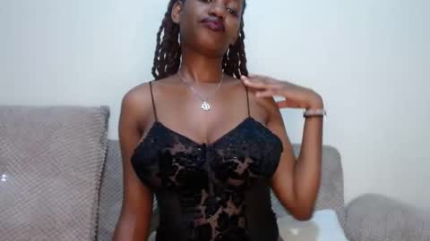 queen74890 online show from 09-29-25, 04:01