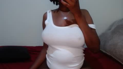 queen74890 online show from 10-21-25, 01:39