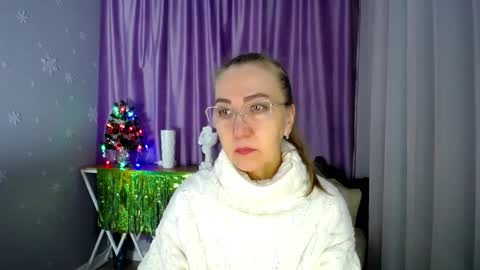 Snapshot of queen_a_n_i chatting on 01-03-25, 10:20 A N I Ill be here on December 1st online show from 01-03-25, 10:20