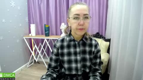 Snapshot of queen_a_n_i chatting on 01-25-25, 08:42 A N I Ill be here on December 1st online show from 01-25-25, 08:42