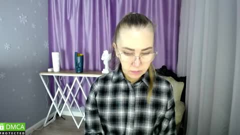 Snapshot of queen_a_n_i chatting on 01-26-25, 09:08 A N I Ill be here on December 1st online show from 01-26-25, 09:08