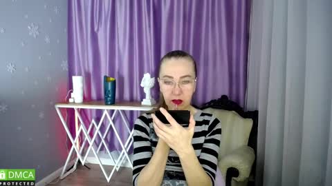 Snapshot of queen_a_n_i chatting on 01-30-25, 08:54 A N I Ill be here on December 1st online show from 01-30-25, 08:54