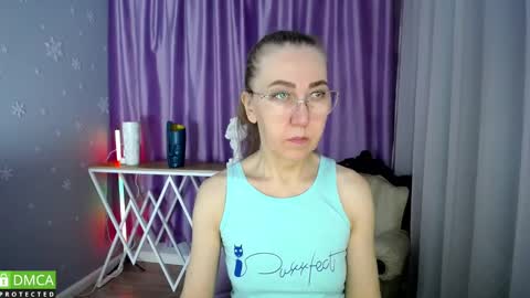 Snapshot of queen_a_n_i chatting on 02-19-25, 08:22 A N I Ill be here on December 1st online show from 02-19-25, 08:22