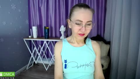 Snapshot of queen_a_n_i chatting on 02-26-25, 12:03 A N I Ill be here on December 1st online show from 02-26-25, 12:03