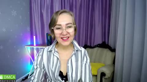 Snapshot of queen_a_n_i chatting on 10-21-25, 03:13 A N I Ill be here on December 1st online show from 10-21-25, 03:13