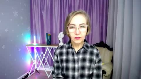 Snapshot of queen_a_n_i chatting on 11-14-25, 02:16 A N I Ill be here on December 1st online show from 11-14-25, 02:16