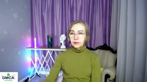 Snapshot of queen_a_n_i chatting on 11-23-25, 10:15 A N I Ill be here on December 1st online show from 11-23-25, 10:15