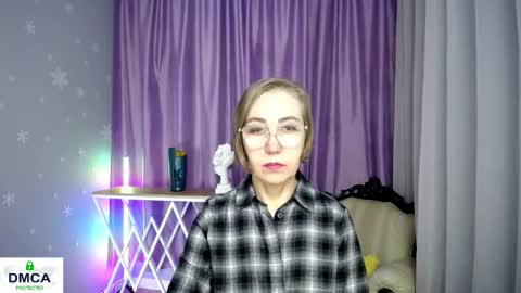 Snapshot of queen_a_n_i chatting on 11-28-25, 09:45 A N I Ill be here on December 1st online show from 11-28-25, 09:45