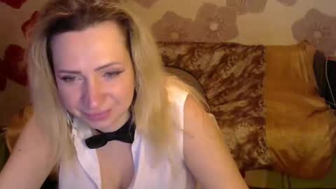Queen Daenerys online show from 12-15-24, 06:04