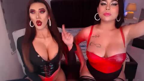Snapshot of queen_destroyerx chatting on 12-19-24, 07:07 MAGDA online show from 12-19-24, 07:07