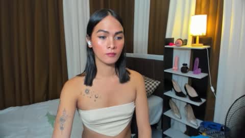 Queen Dyosa online show from 10-11-25, 06:28