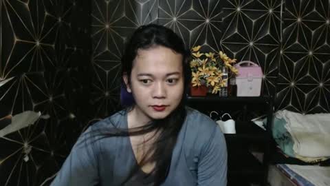 Snapshot of queen_ennah chatting on 12-22-24, 04:06 queen_ennah online show from 12-22-24, 04:06