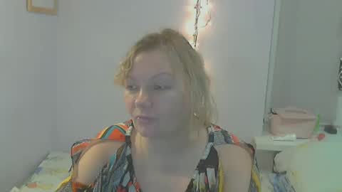 queen_jane8 online show from 01-02-25, 04:56