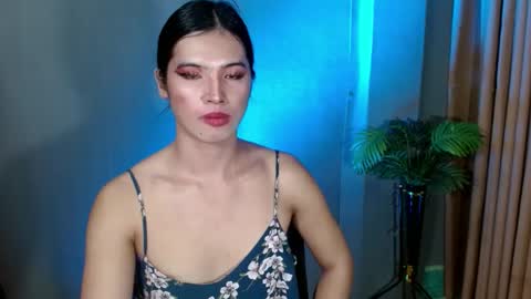 Kendal  online here from 6am-3pm philippine time online show from 02-11-25, 05:16