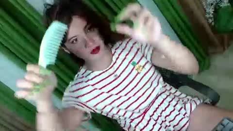 Kendal  online here from 6am-3pm philippine time online show from 09-09-25, 11:59