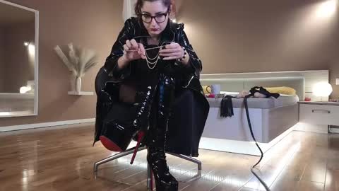 Snapshot of queen_manifest chatting on 12-08-24, 08:51 Mistresss Manifest online show from 12-08-24, 08:51
