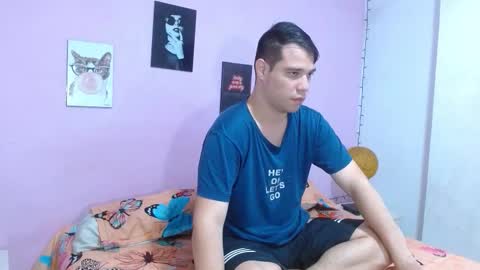  Queen night  online show from 01-12-26, 12:43