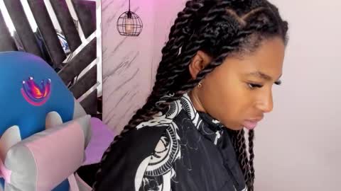   online show from 10-25-25, 12:13