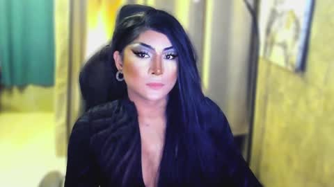 Snapshot of queenarthalia chatting on 03-09-25, 06:28 ARTHA online show from 03-09-25, 06:28