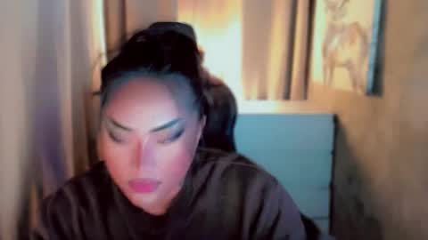 Snapshot of queenarthalia chatting on 09-17-25, 08:16 ARTHA online show from 09-17-25, 08:16