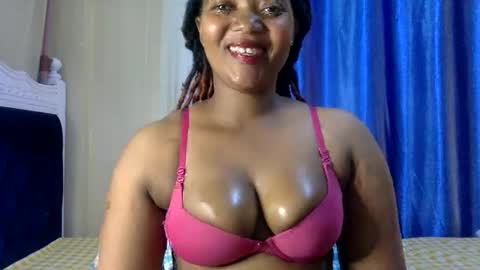 Queenbebony2 online show from 12-10-24, 08:19