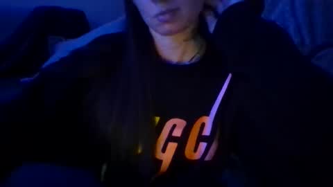 queenbee6269 online show from 02-08-25, 12:28