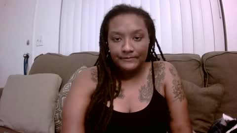 Queen Chief online show from 01-06-26, 09:24