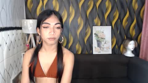 Snapshot of queendomprofessorts69 chatting on 10-21-25, 07:31 lexy online show from 10-21-25, 07:31