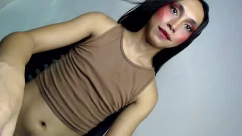 just call me QUEEN and ill be there online show from 02-20-25, 09:00