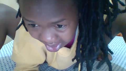 queenleona61 online show from 03-23-26, 03:43