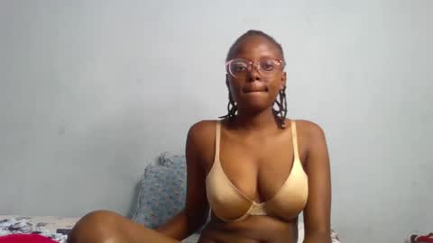 queenmerliz331240 online show from 02-14-25, 07:07