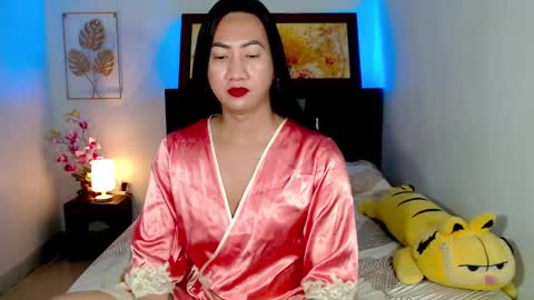 Snapshot of queenmistressts chatting on 12-25-24, 05:48 QUEEN online show from 12-25-24, 05:48